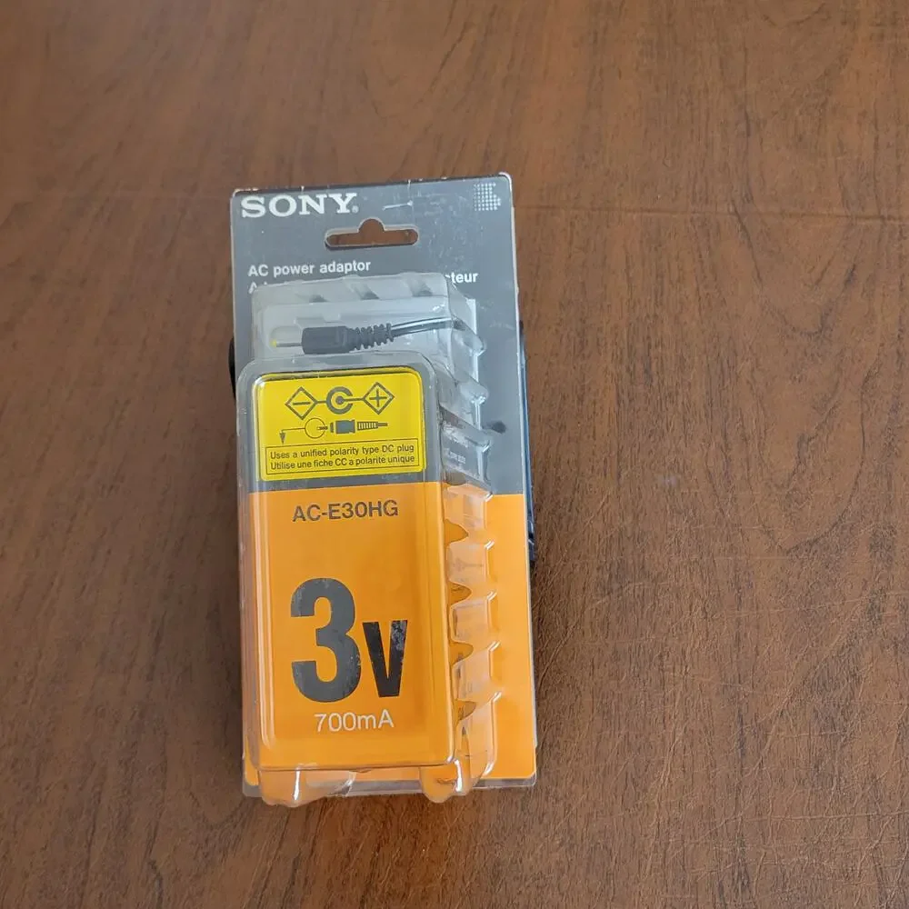 Sony AC Power Adaptor Model AC-E30HG 3V 700mA - Sony Audio Products New sealed